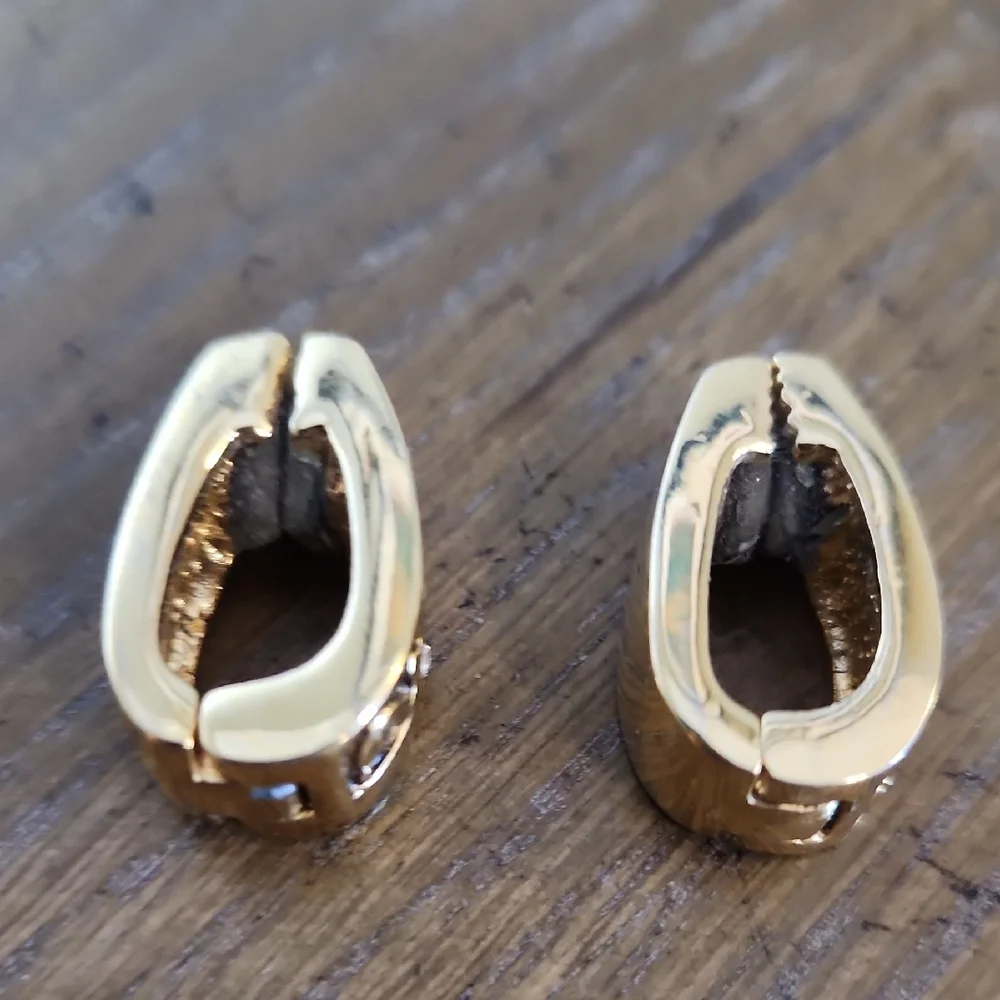 Vintage Scroll and Rhinestone Magnetic Huggie Clip-on Earrings